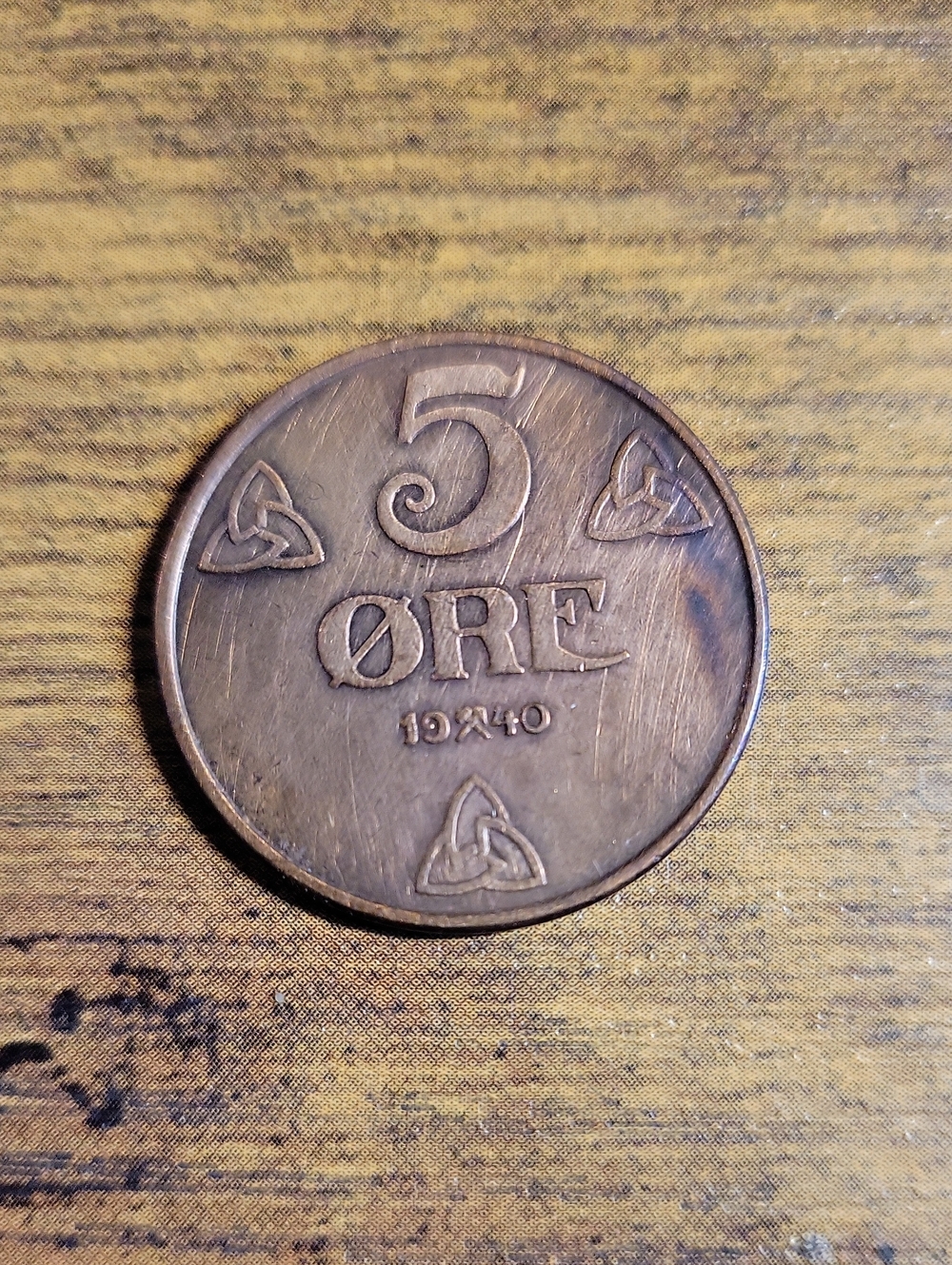Vintage 1940 5 Øre Coin - Copper Tone